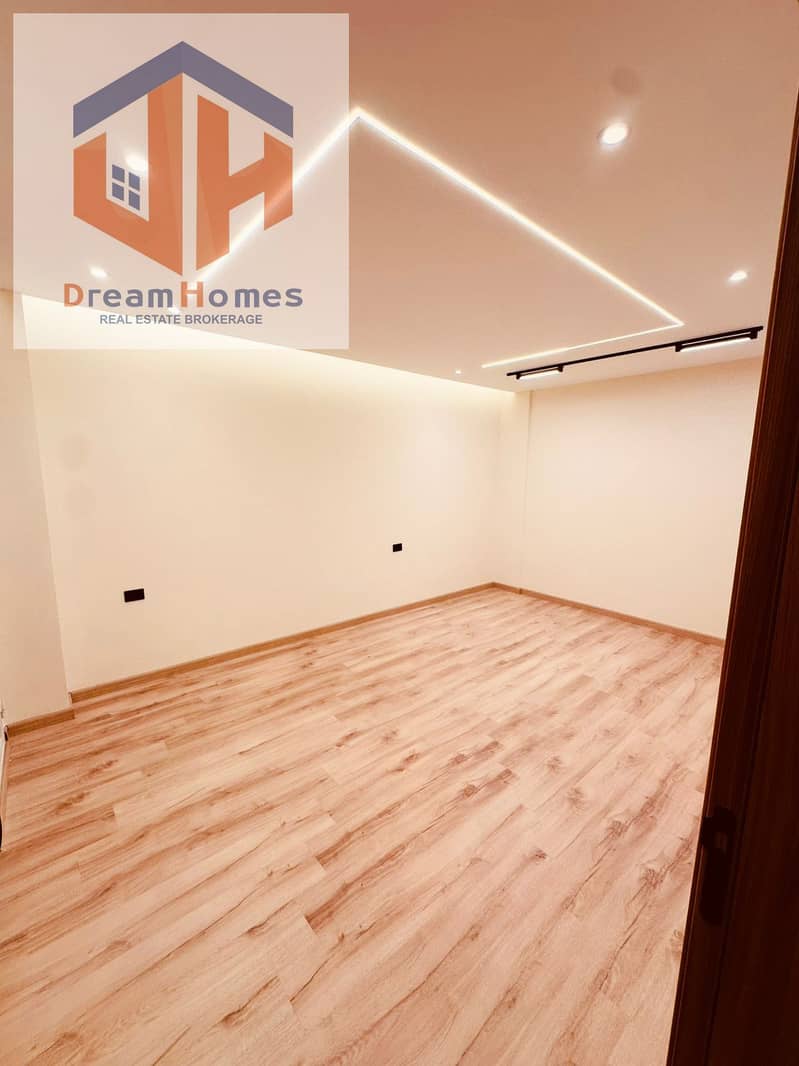 9 6e98a311-f3c0-48ec-bf2c-5c8a558c46e5. jpg