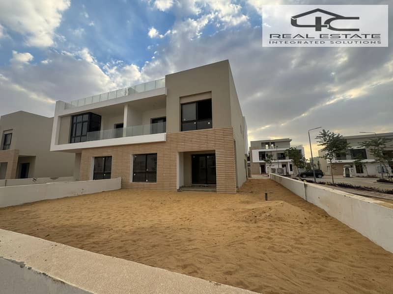 2 WhatsApp Image 2025-10-27 at 2.10. 19 PM. jpeg