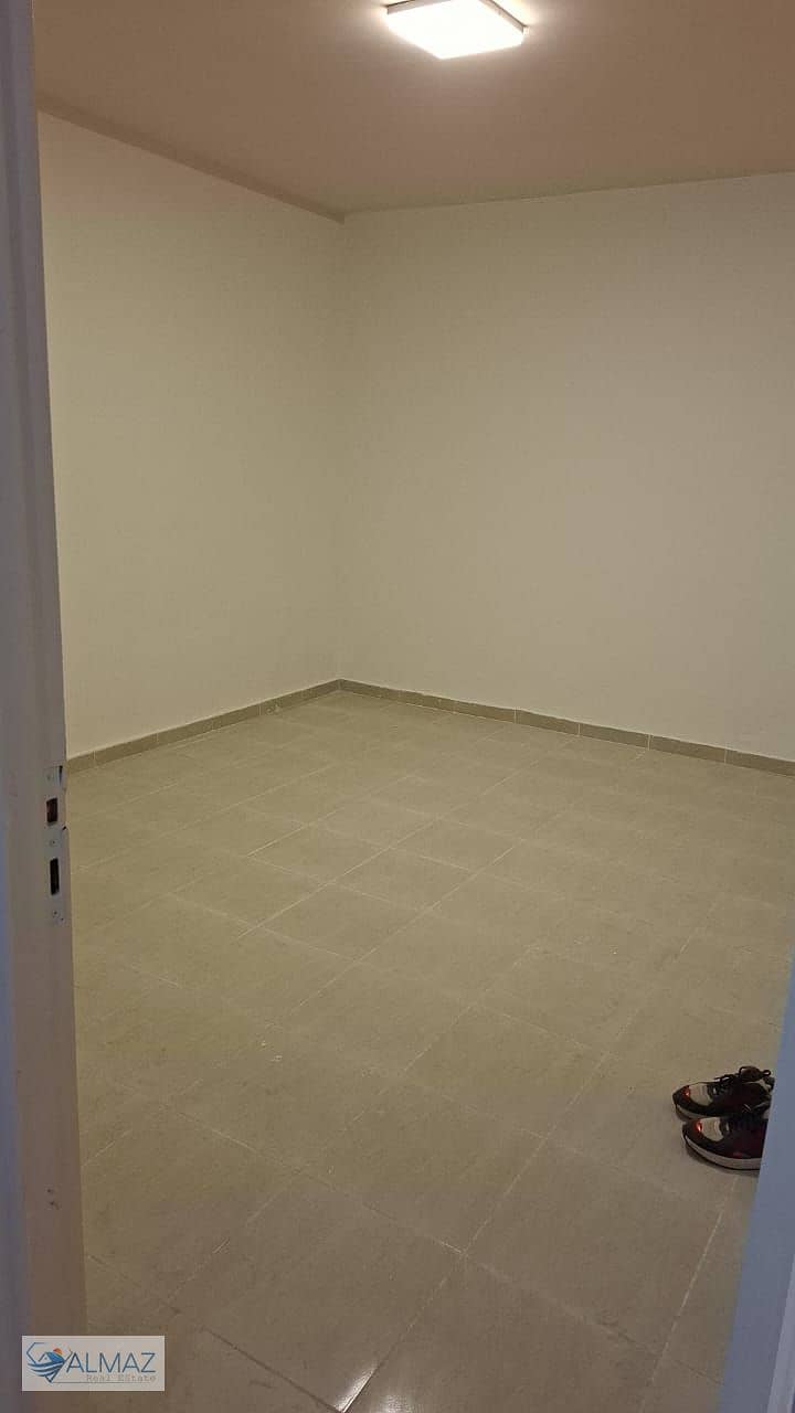 6 WhatsApp Image 2025-09-21 at 5.13. 32 PM (1). jpeg