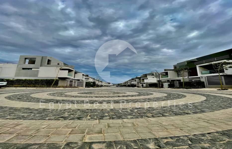 11 WhatsApp Image 2025-10-27 at 2.49. 43 PM (4). jpeg