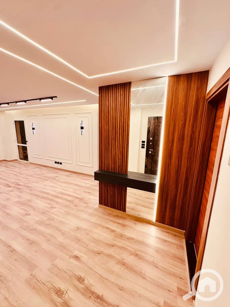 13 6946533d-4d91-4957-ba6d-570bf791c3a7. jpg