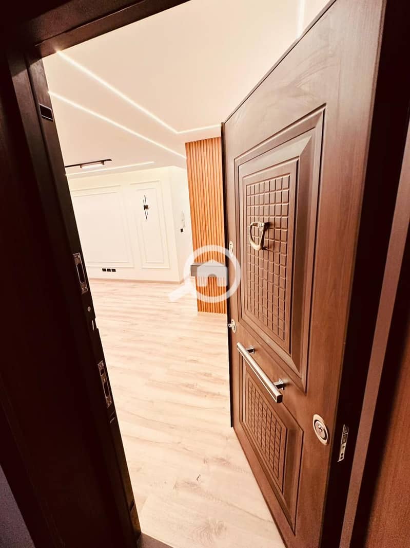 20 f32a1297-c0a9-4a46-82e1-382fa0fd73d2. jpg