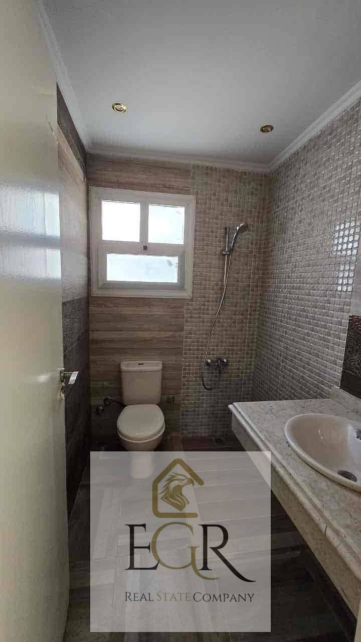 10 2800ec84-b4f8-470b-a760-8339a50ab44e. jpg