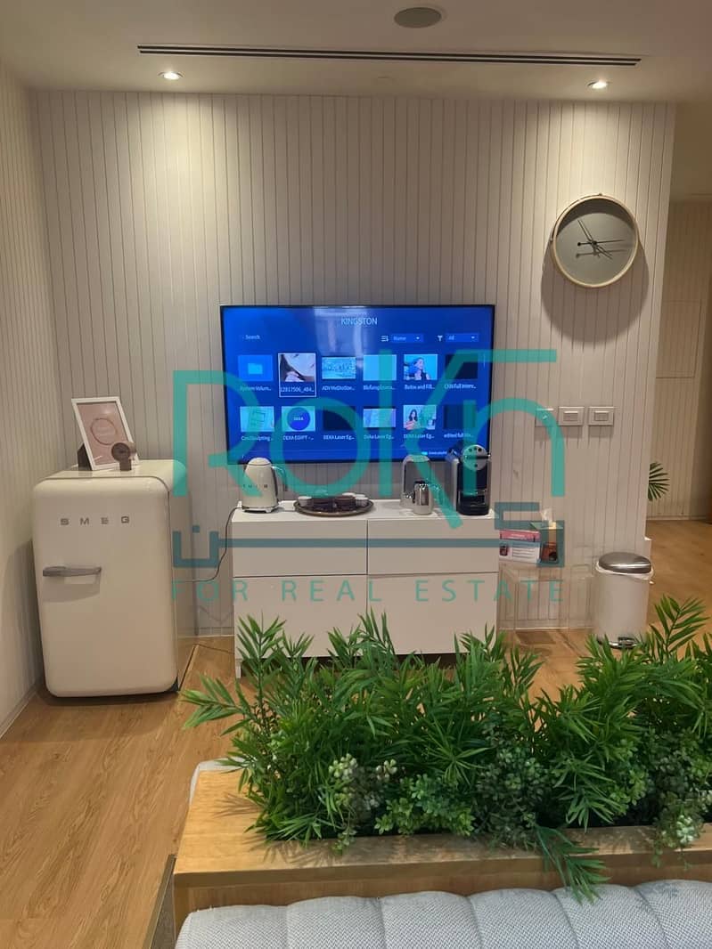 2 972c0604-224b-4bd6-a842-35a5e3a371e5. jpeg