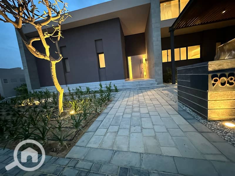 2 WhatsApp Image 2024-12-24 at 13.36. 46_ec2579f5. jpg