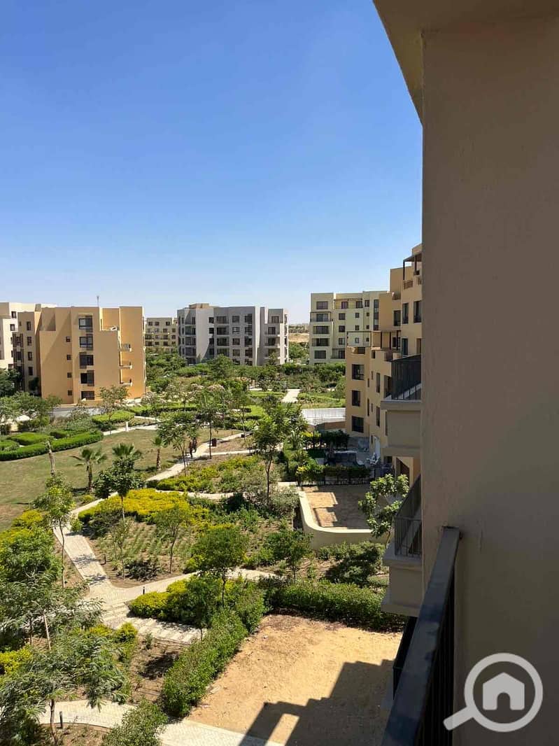 5 8c59cef6-0fb9-4f3f-b344-872dfddd6fb8. jpg