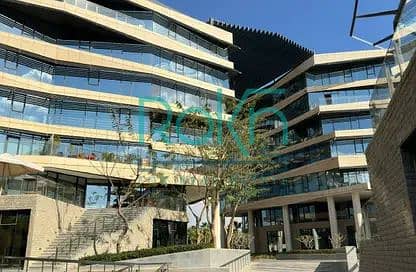 5 8130333-f7751o. jpg