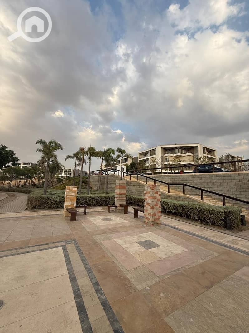 10 WhatsApp Image 2025-10-27 at 2.57. 56 PM. jpeg