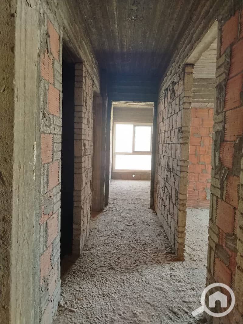 2 99492b6f-9413-4830-9158-9b2561044a72. jpg