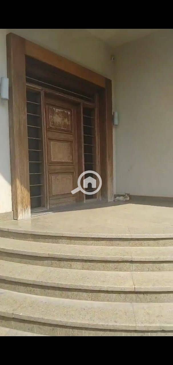 2 WhatsApp Image 2025-10-27 at 12.22. 46 PM. jpeg