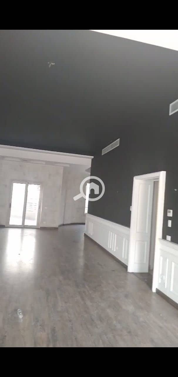 4 WhatsApp Image 2025-10-27 at 12.22. 45 PM (1). jpeg