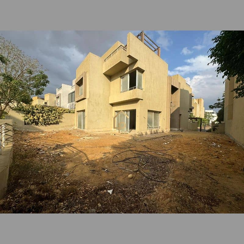 13 WhatsApp Image 2025-09-24 at 4.06. 20 PM (1). jpg