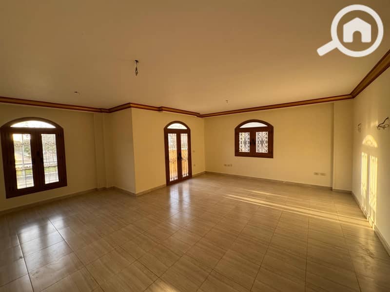 2 799440c4-ea9d-4236-b7b1-16dec401d10a. jpg