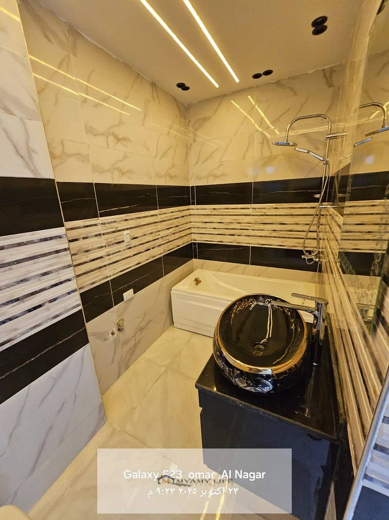 21 WhatsApp Image 2025-10-24 at 12.02. 40 PM. jpeg