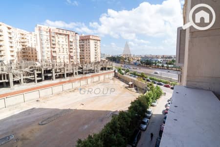 شقة 3 غرف نوم للبيع في سموحة، الإسكندرية - 1. jpg