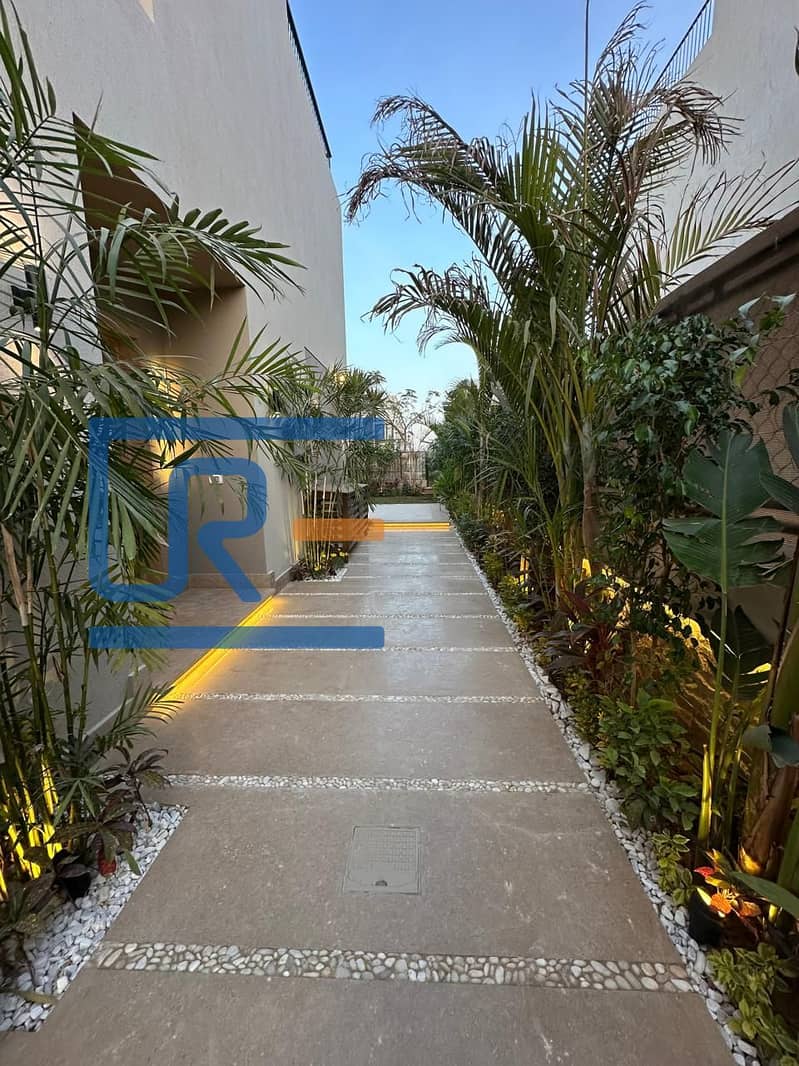 22 WhatsApp Image 2025-10-19 at 4.41. 31 PM (1). jpeg