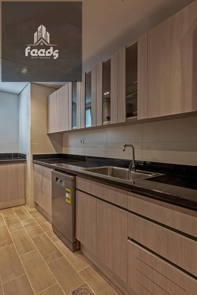 8 5b4b587a-b481-40d8-adaf-62134fb16f29. jpg