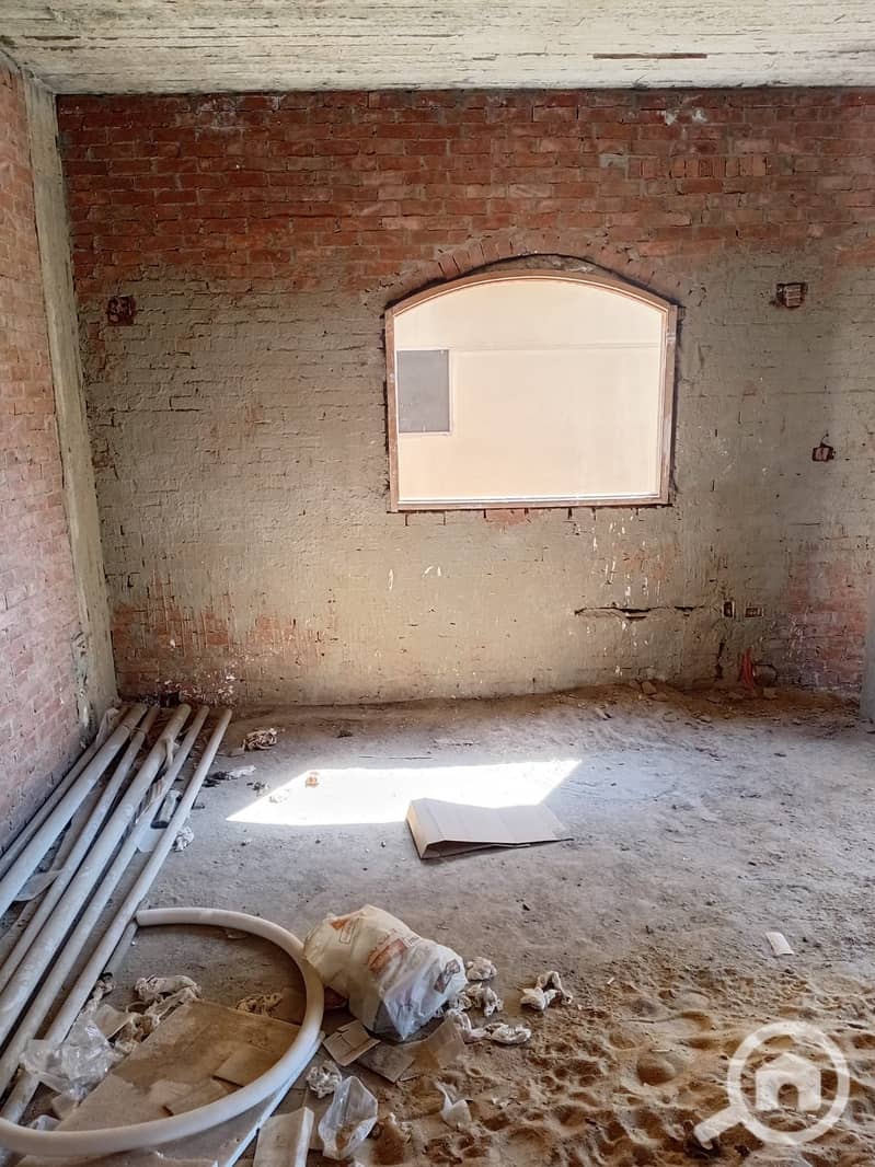 25 WhatsApp Image 2025-09-03 at 11.32. 32_5bf5c14a. jpg