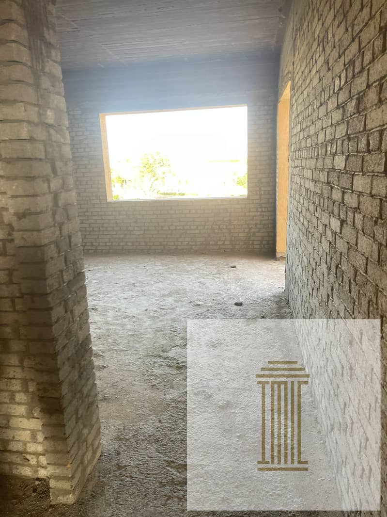 18 4d156762-5f28-4bc3-b88a-a87ad9c00090. jpeg