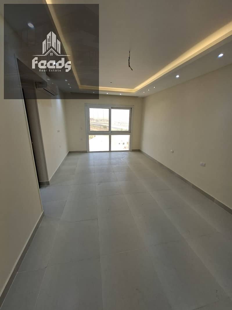 22 WhatsApp Image 2025-10-27 at 12.56. 48 PM. jpeg