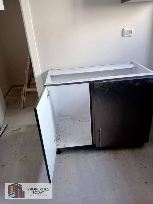 6 NTcyMTM5NTc3. jpeg