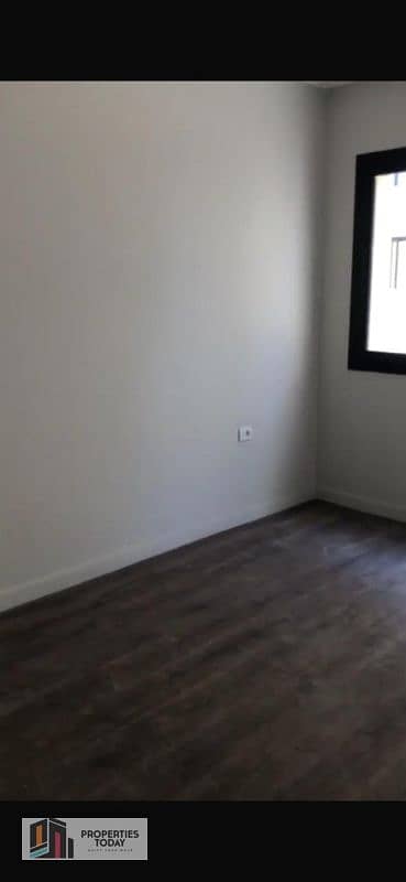 9 OTQxMjIwOTU0. jpeg