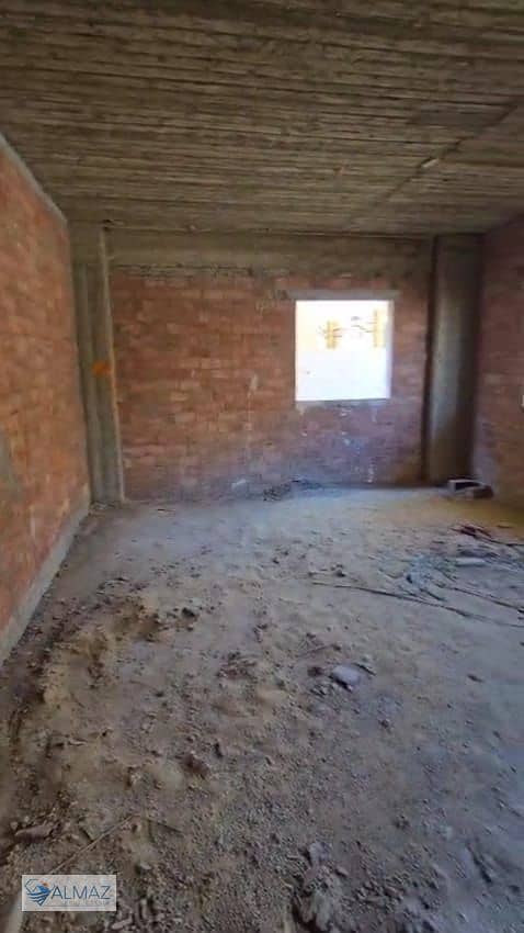 33 WhatsApp Image 2025-10-27 at 3.26. 55 PM (6). jpeg