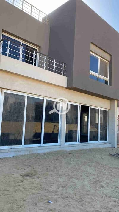 4 Bedroom Townhouse for Sale in Sheikh Zayed, Giza - IMG-20251025-WA0011. jpg