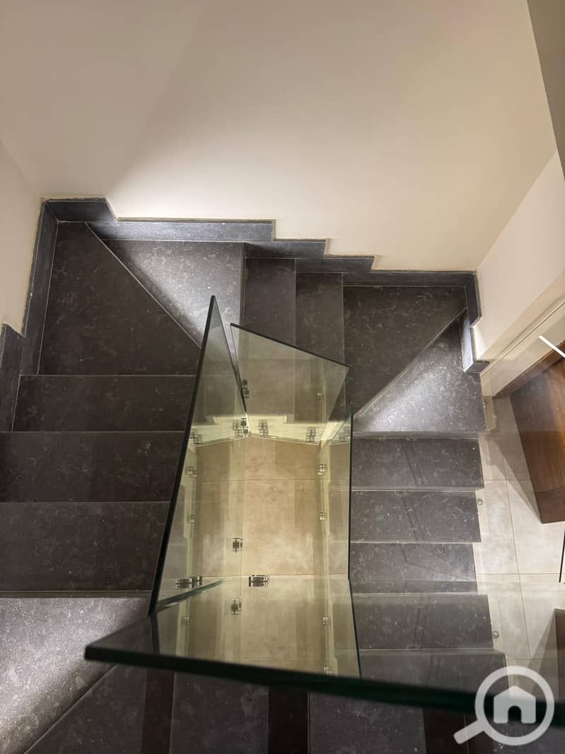 39bfc21f-33ef-4019-92b6-49af8d9240a8. jpg