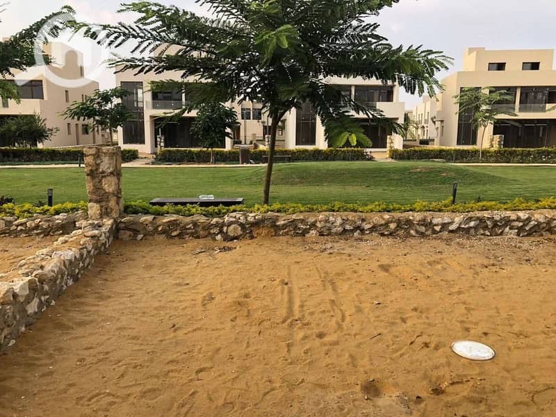 7 503442984_2827555974107050_6399940307893146258_n. jpg