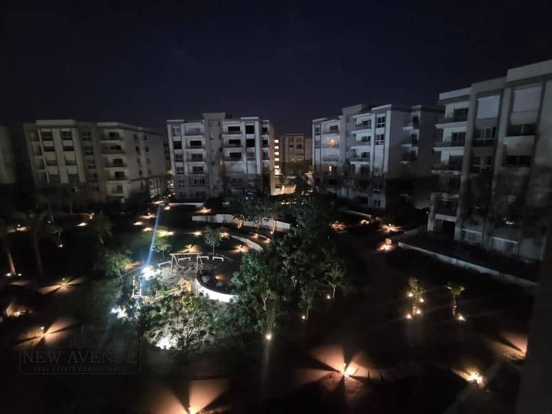 2 f60f2ef6-b537-44a1-9d4e-2c572c762c3e. jpg