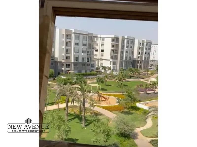 6 2b96f8cc-c516-43df-bfe1-6da2bc214024. jpg