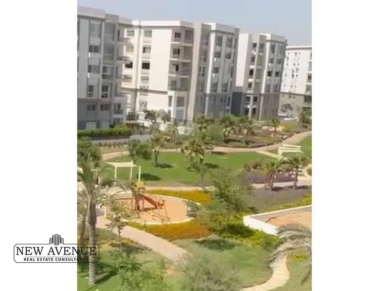 7 7eb7db0b-5bb8-48c7-aa4b-549d697ab4c3. jpg