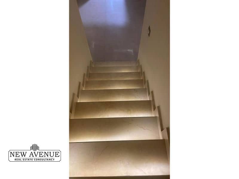 7 74a9a46c-6209-4334-8370-b3ed4892d5da. jpg