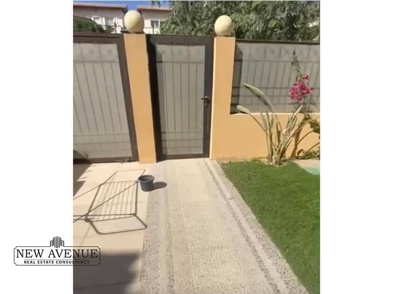 8 99a5cba1-8d01-44b4-b49b-24771108ab5b. jpg