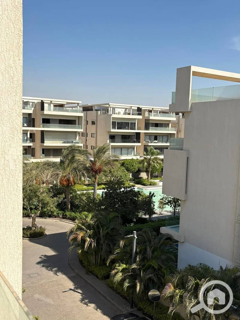 4 WhatsApp Image 2025-10-27 at 16.02. 13_d6edcbb0. jpg