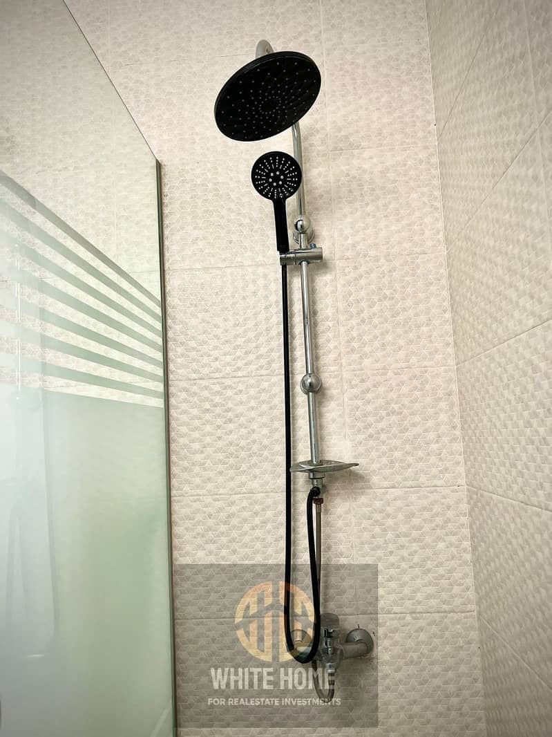 12 1964868e-3c0c-4abe-b4bf-6c6af4027028. jpeg