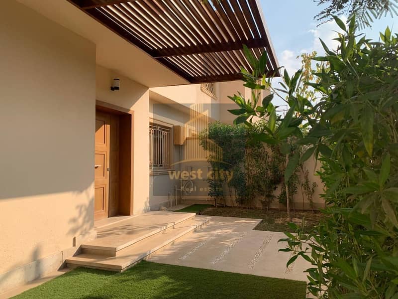 3 WhatsApp Image 2025-10-27 at 12.41. 10 PM. jpeg