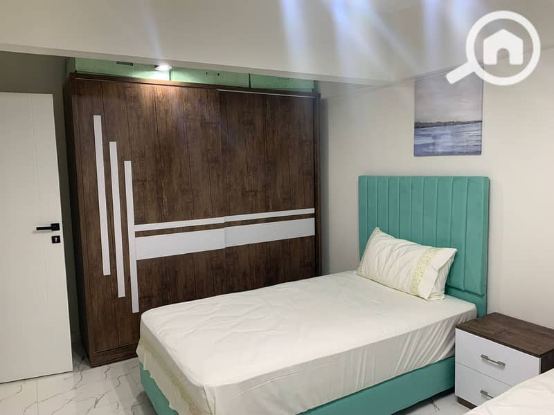 9 WhatsApp Image 2025-09-18 at 10.56. 32 PM (5). jpeg