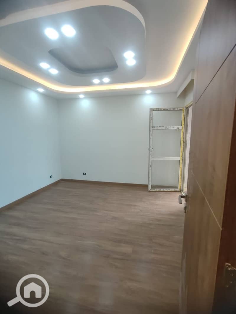 6 WhatsApp Image 2025-10-20 at 12.38. 32_ce5c4b9b. jpg