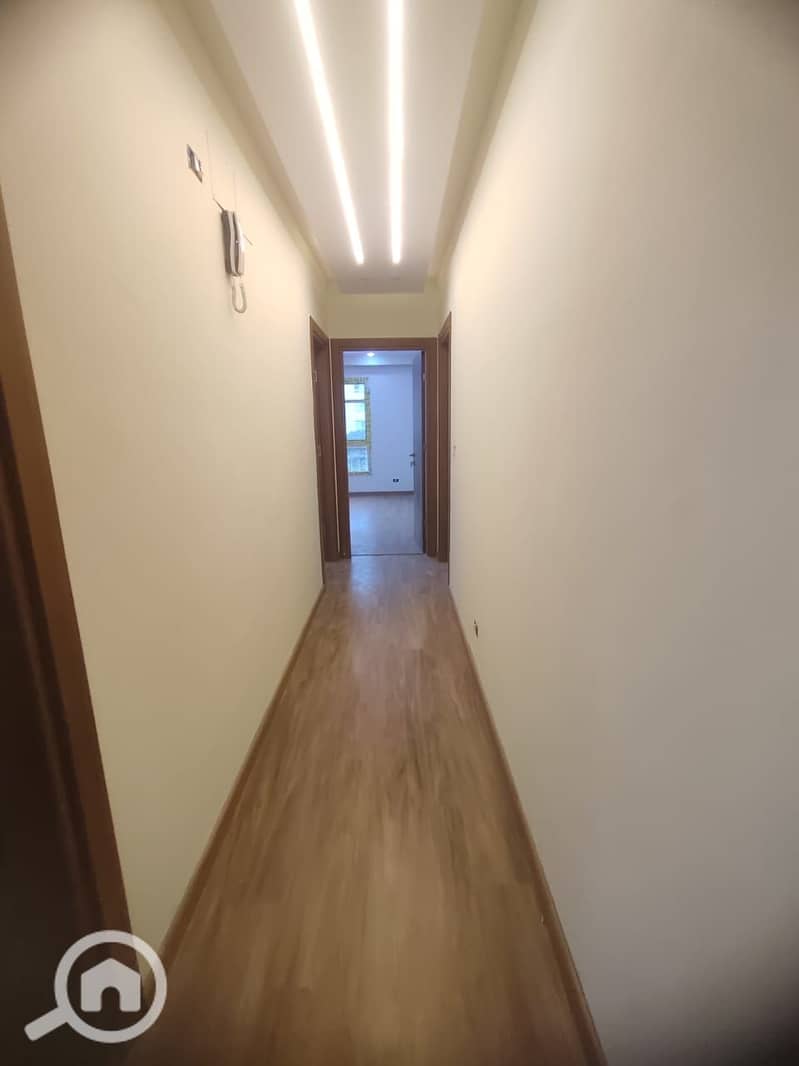 11 WhatsApp Image 2025-10-20 at 12.38. 32_3ce030c1. jpg