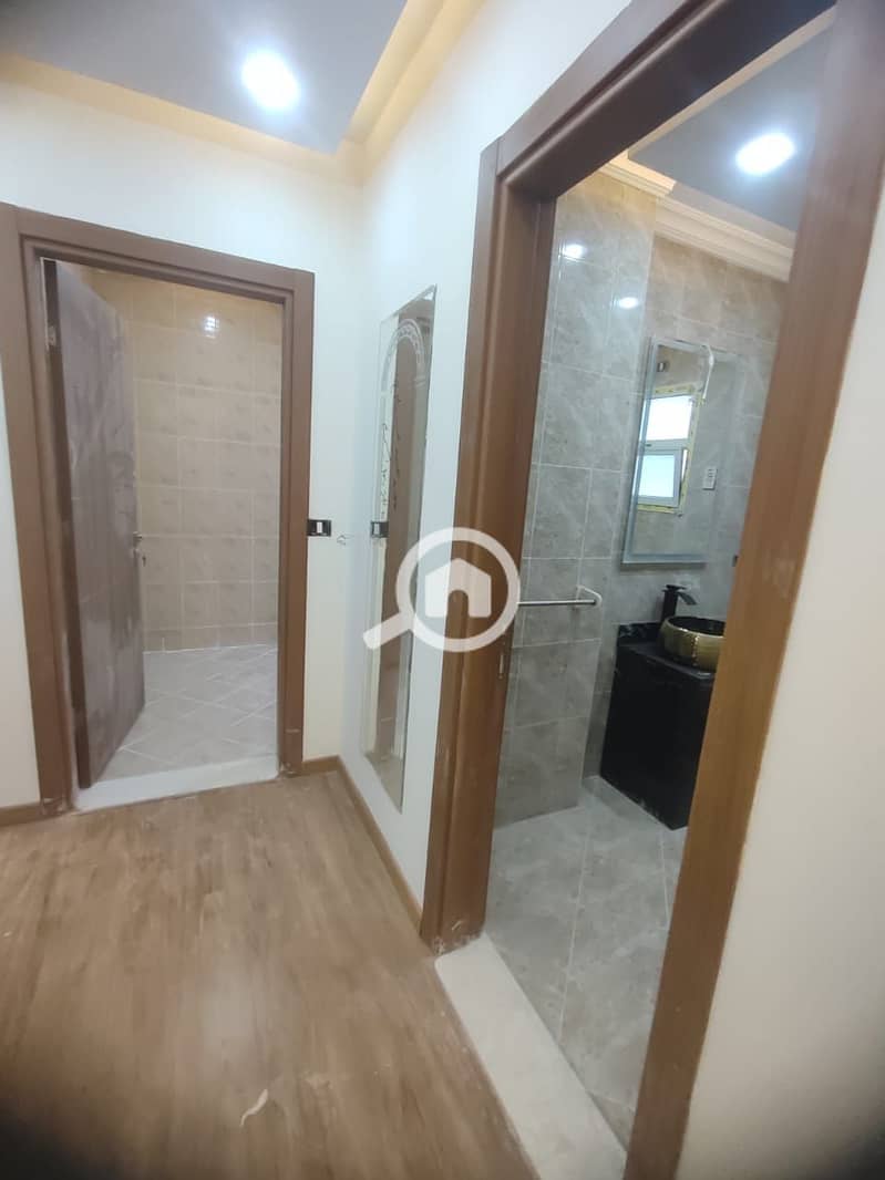 13 WhatsApp Image 2025-10-20 at 12.38. 33_54565918. jpg