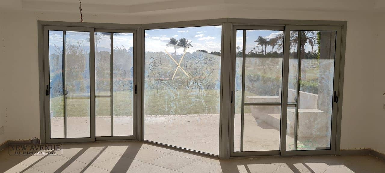 2 7c1a61c8-d553-4803-97e8-ddb29b4f56fe. jpg