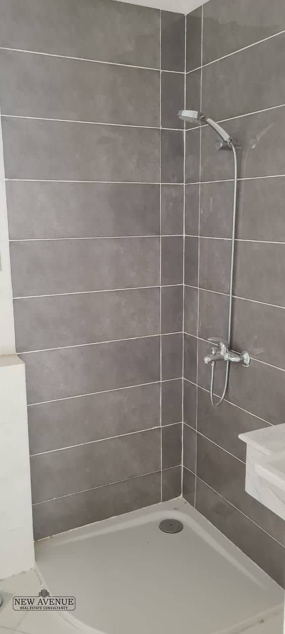 9 f63dcb83-7355-4e42-b2cf-ba693e1b2971. jpg