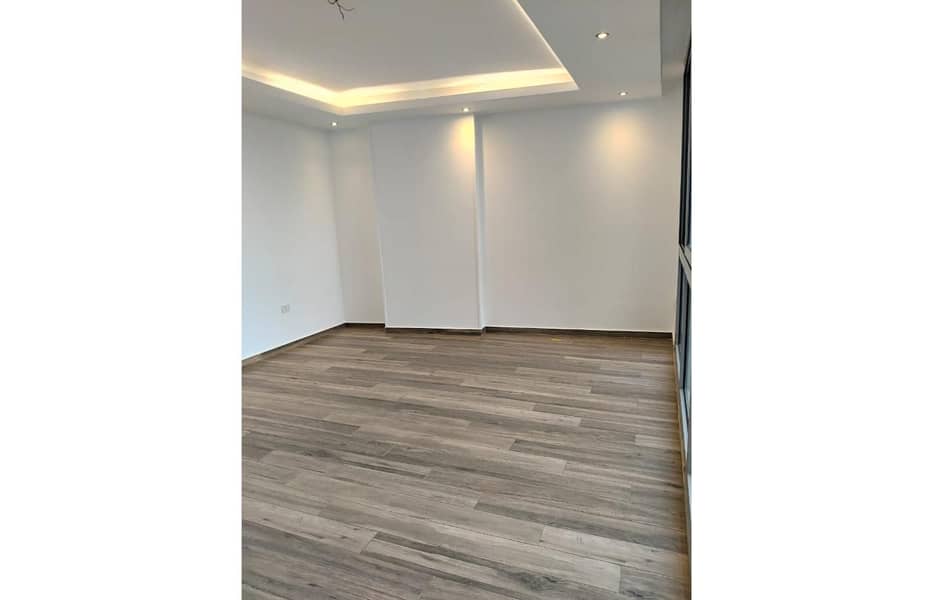 4 WhatsApp Image 2025-01-23 at 4.44. 48 PM (2). jpg