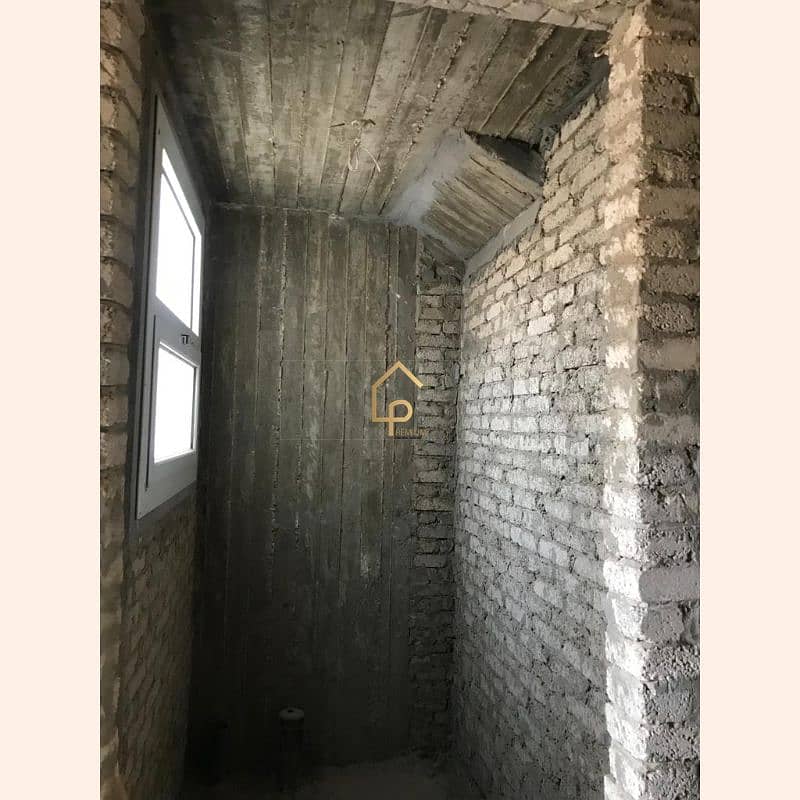 3 WhatsApp Image 2025-10-27 at 12.15. 56 AM. jpg