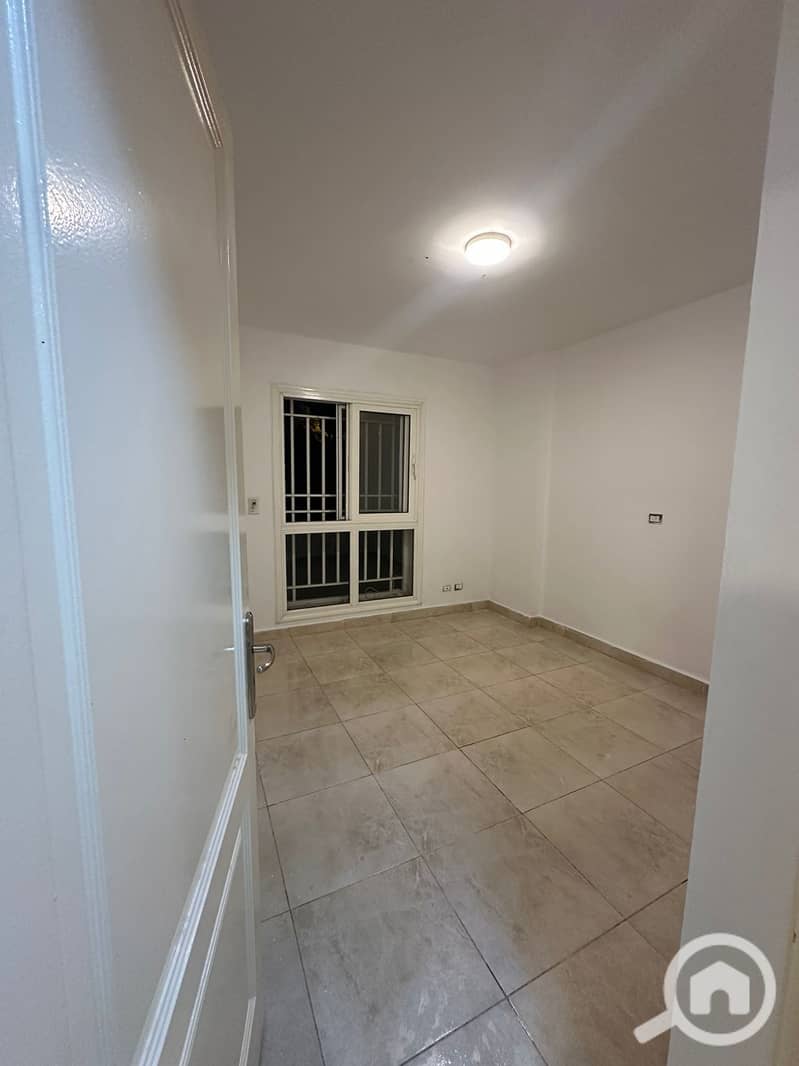 4 67d47c2e-f41d-4021-9bc0-0b55ecfbf6a7. jpg