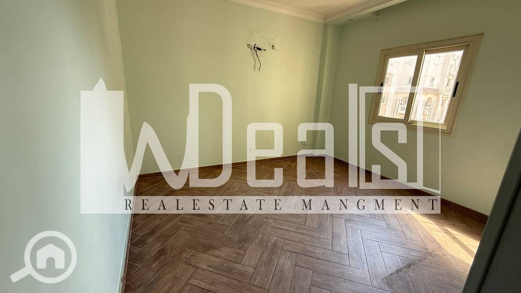 10 WhatsApp-Image-2025-10-18-at-17.00. 03. jpg