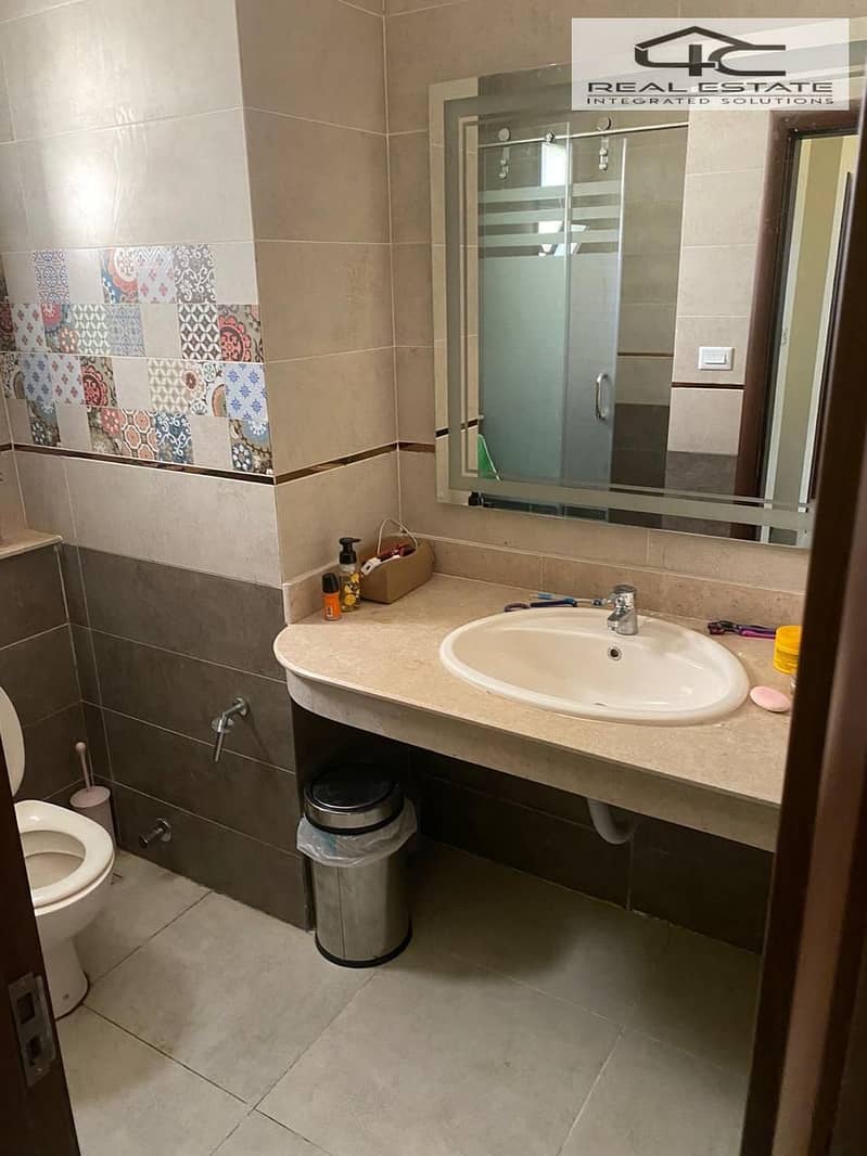 5 WhatsApp Image 2025-10-27 at 16.03. 44 (2). jpeg