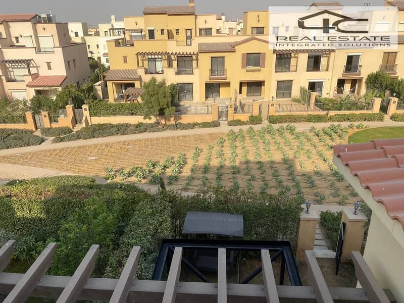 6 WhatsApp Image 2025-10-27 at 16.03. 44. jpeg